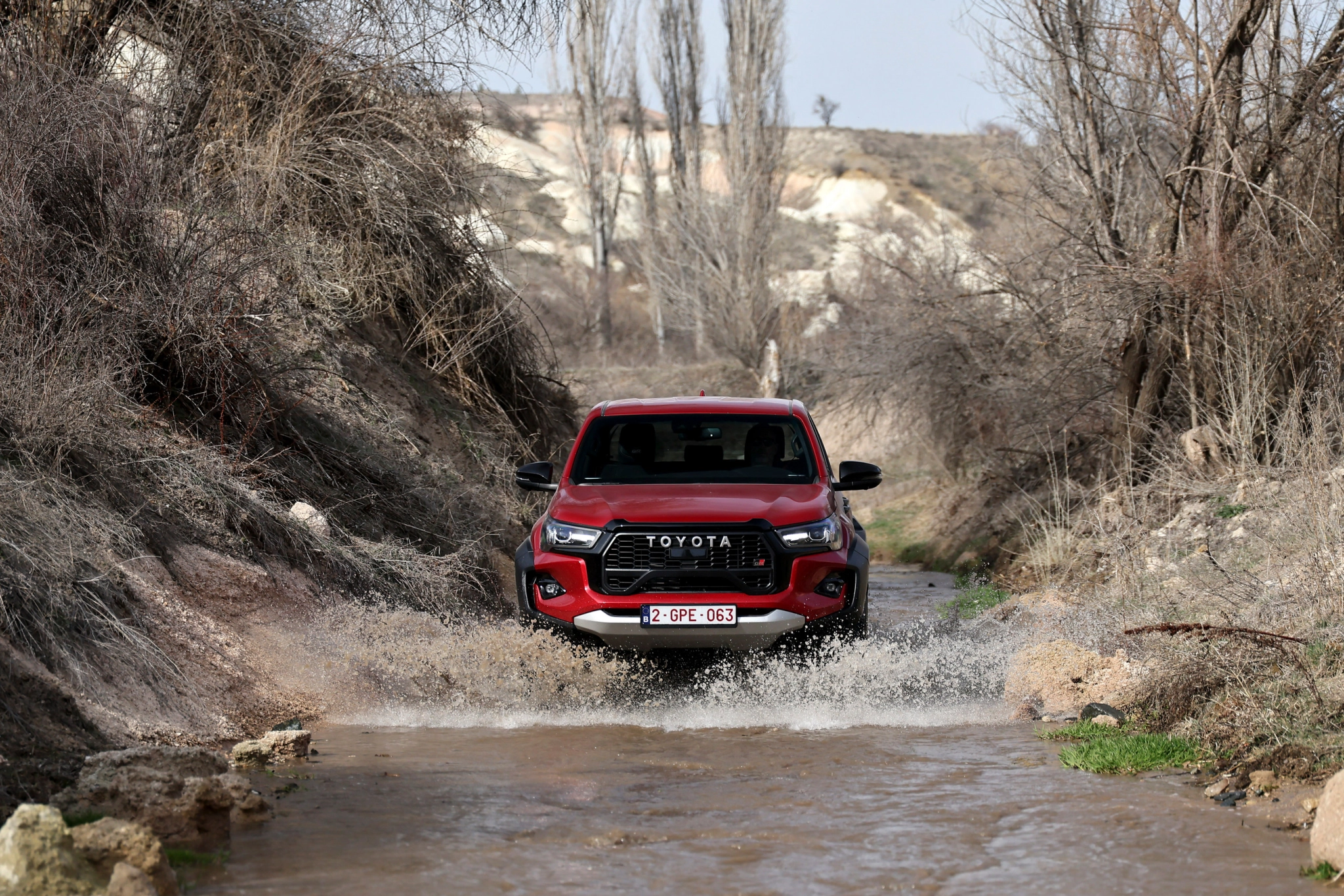 2025 Hilux GR Sport ll Red Dynamic 023